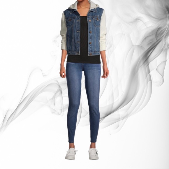 No Boundaries Ribbed Cami - Picture 5 of 6